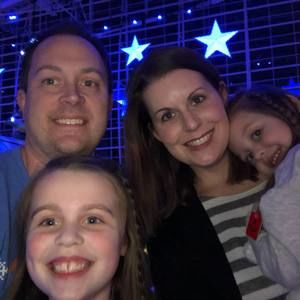 Meet your Posher, Stacy